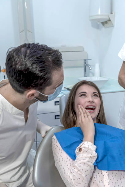 Best Emergency Dentist for Knocked-Out Tooth in Broken Bow, NE